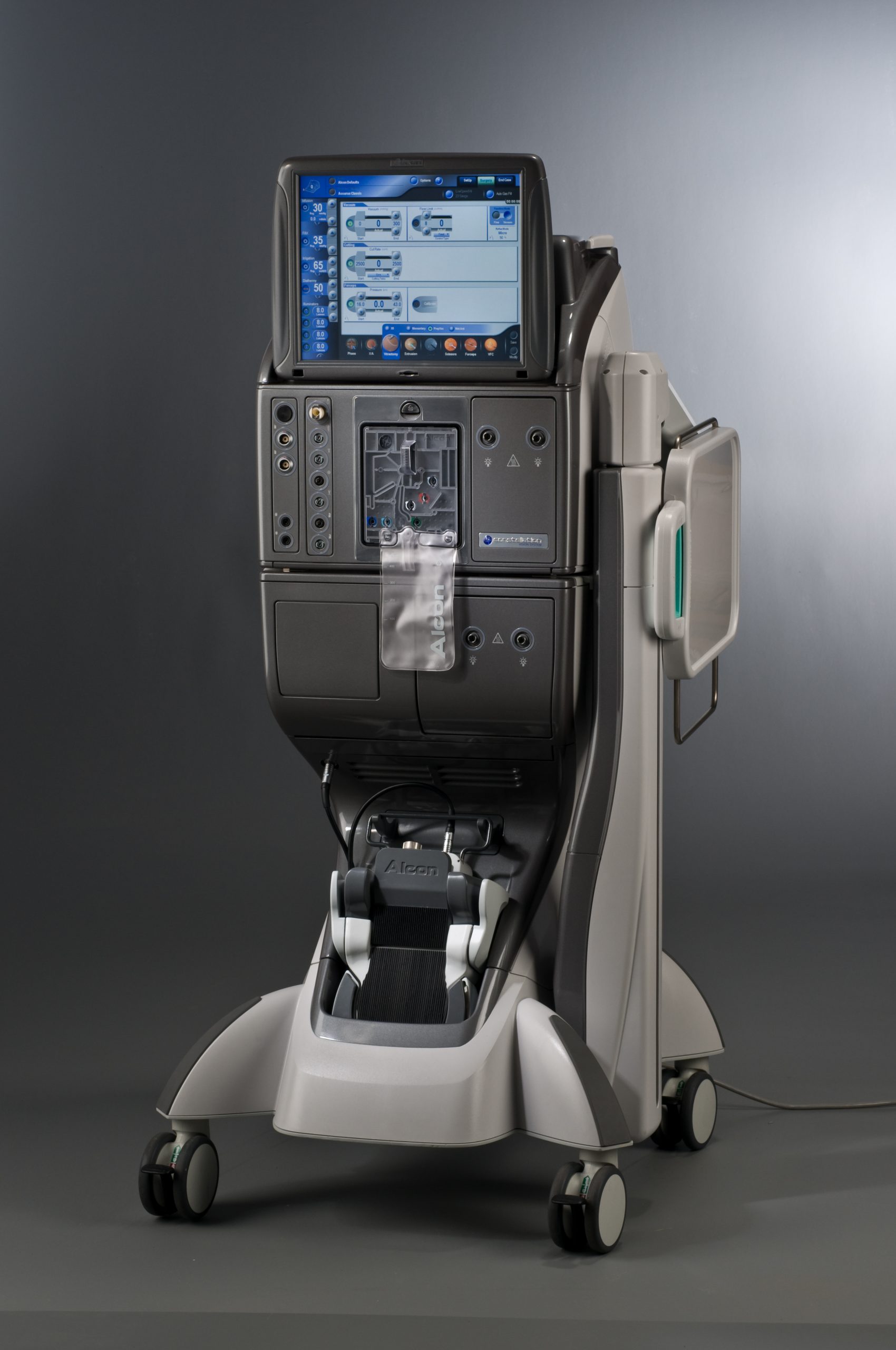 Alcon コンステレーションビジョンシステム
