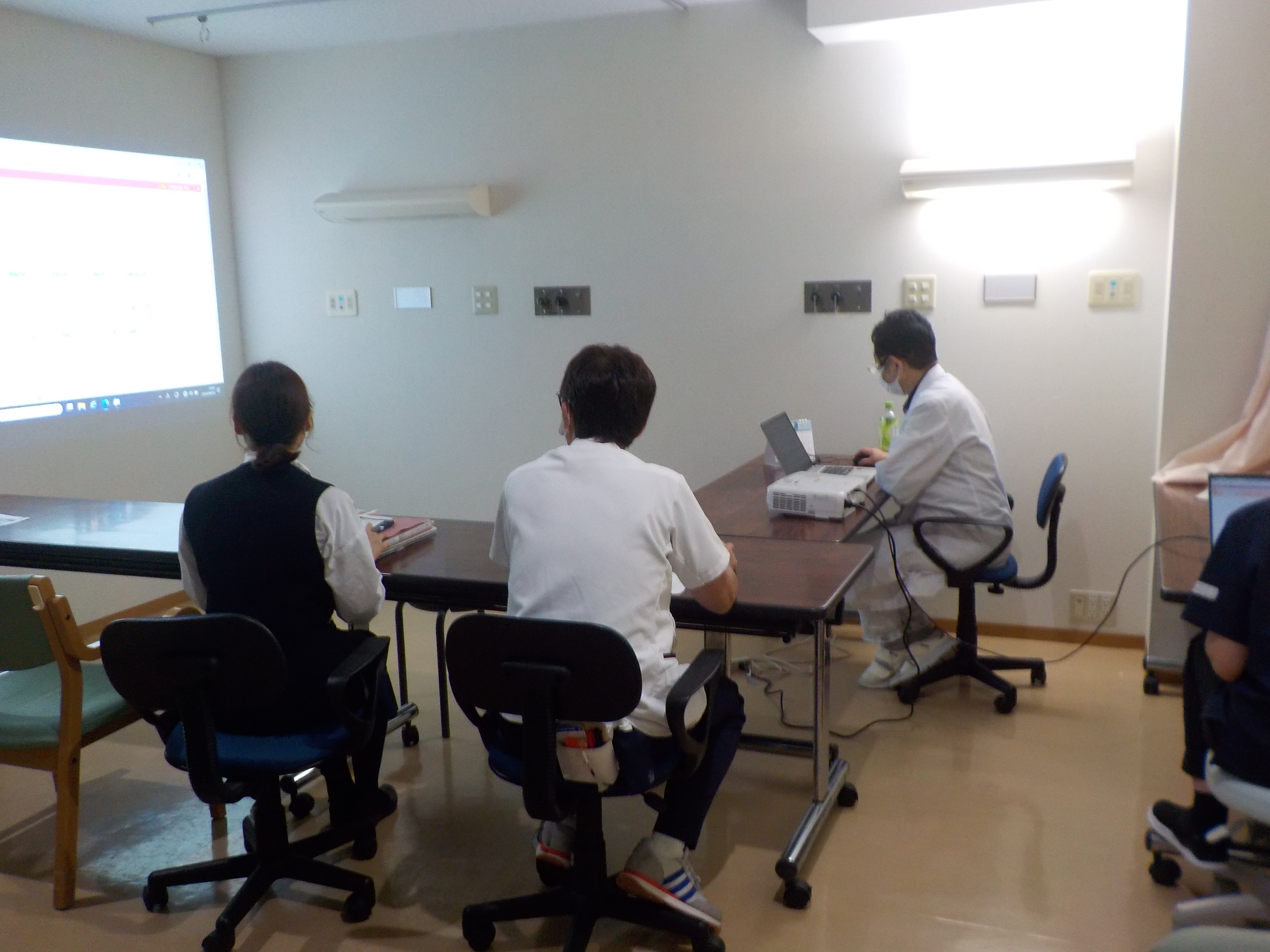 院内チームアプローチ